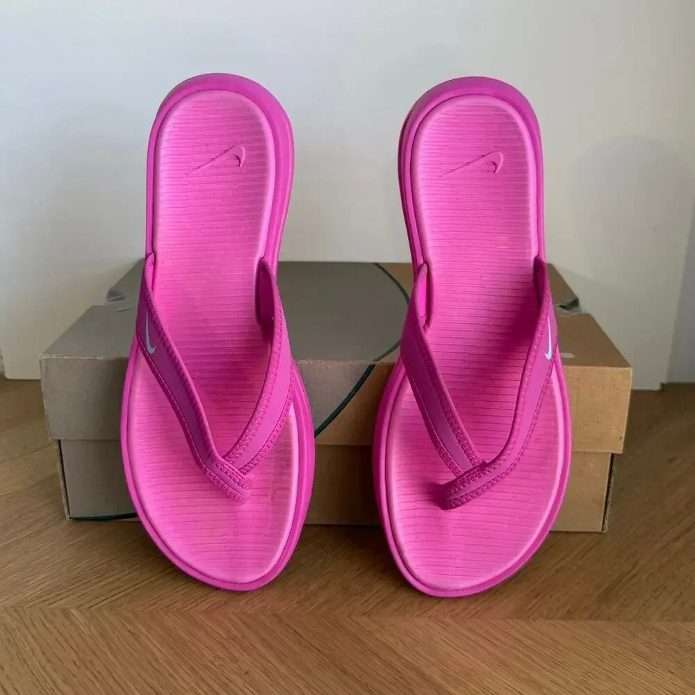 Nike Ultra Celso ‘Hot Pink’ Women Slides Flip Flops - SZ 9 - Picture 1 of 9